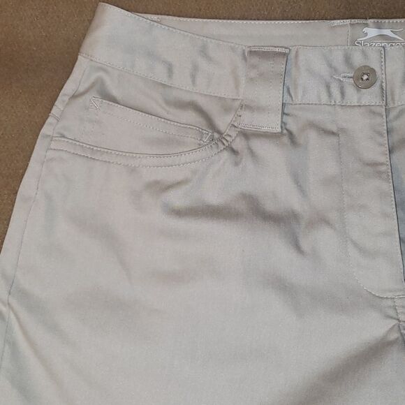 Slazenger Khaki Colored Long Golf‎ Bermuda Shorts - Picture 4 of 7